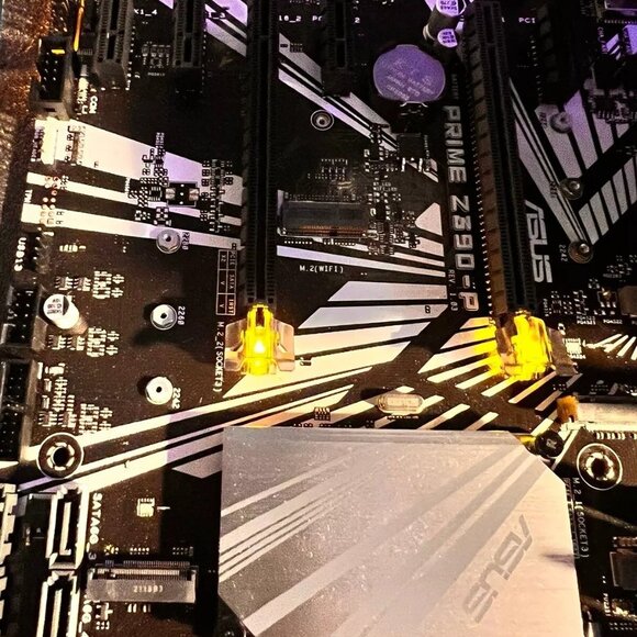 ASUS Prime Z390-P LGA 1151 Intel Motherboard - FOR PARTS - Picture 2 of 6